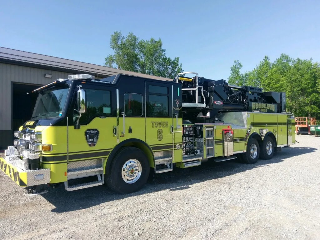 Front-left exterior view showing long wheelbase and ladder structure